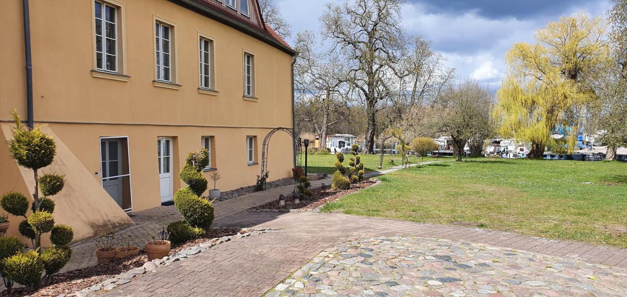 Schloss Циденик Екстериор снимка