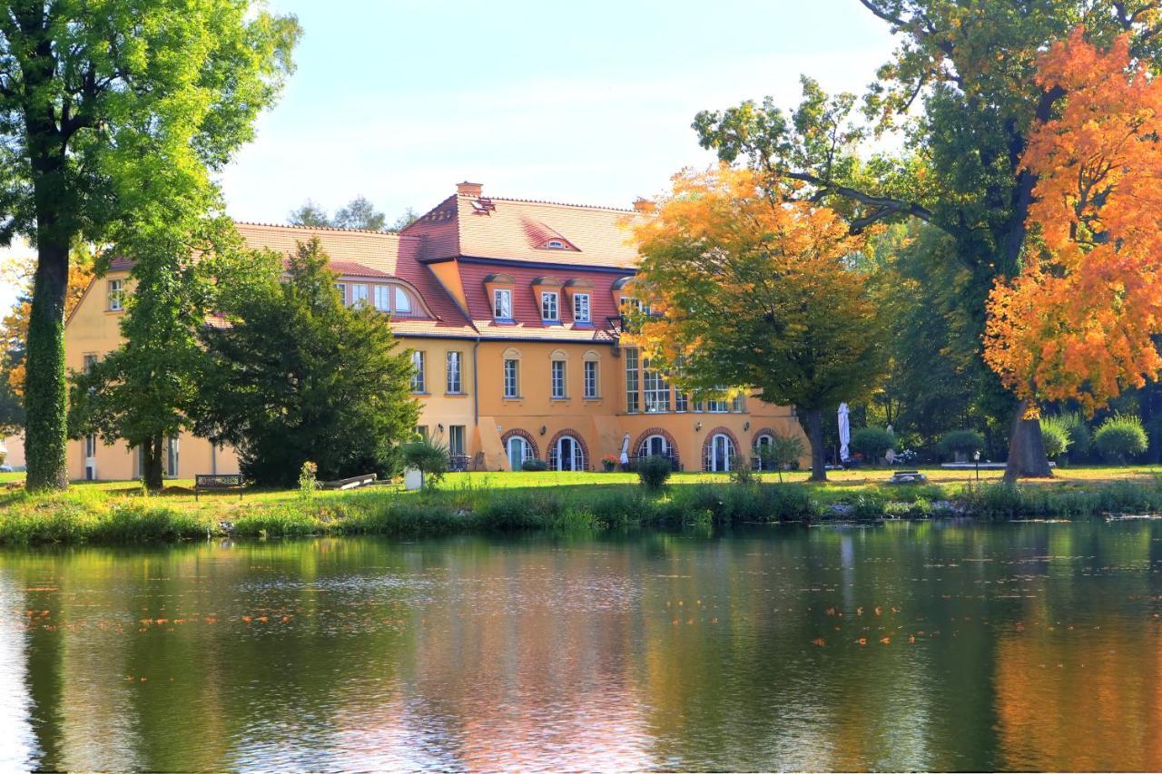 Schloss Циденик Екстериор снимка